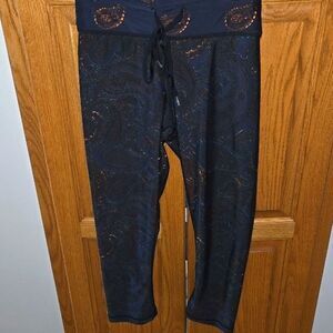 The Upside Orange Deep Dark Blue Capris Stretch Fit Xs Size 4 Womens Crop Leggin